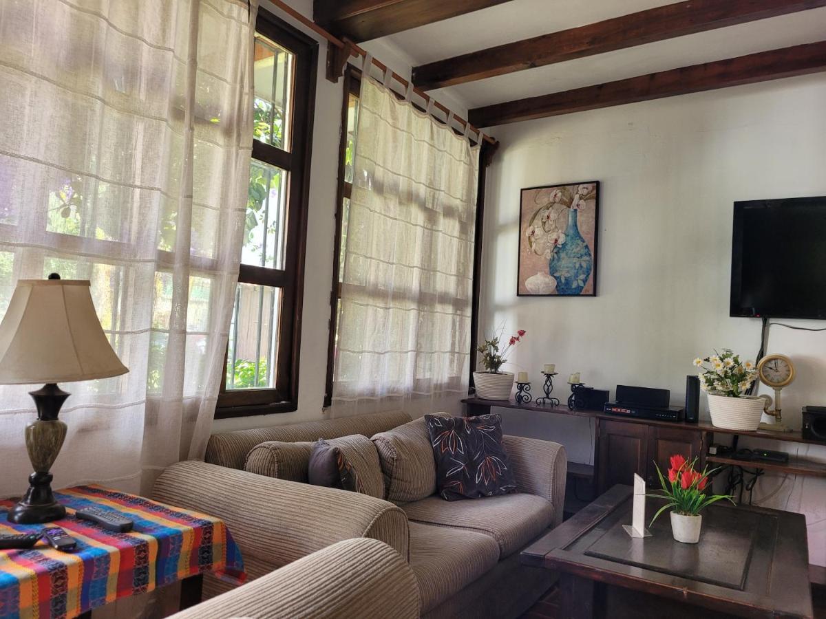 Villas Santa Ana-Ricardo Antigua Exteriér fotografie