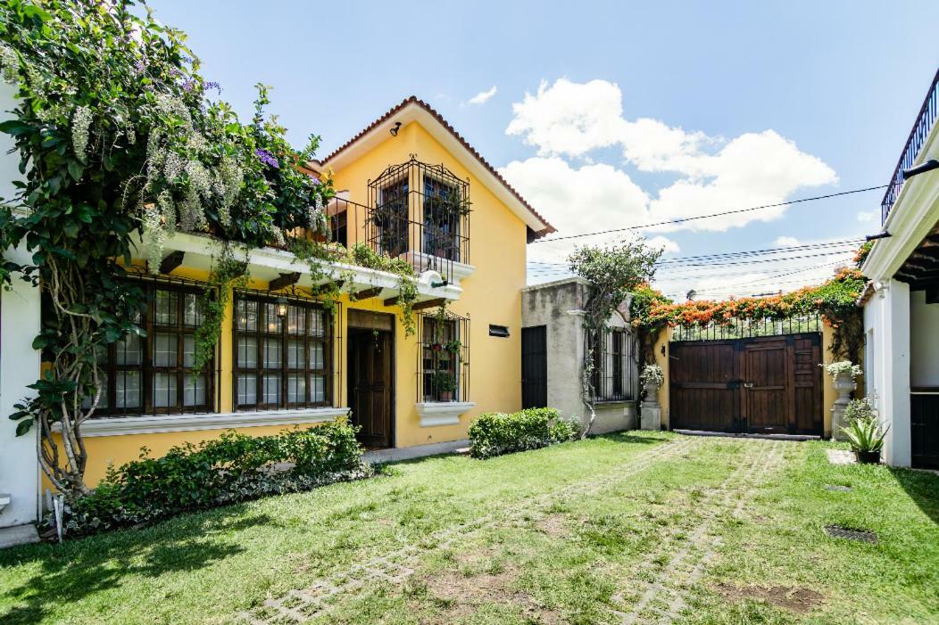 Villas Santa Ana-Ricardo Antigua Exteriér fotografie