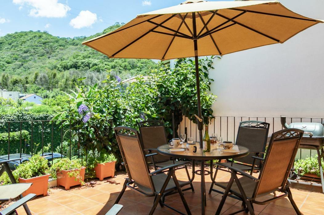 Villas Santa Ana-Ricardo Antigua Exteriér fotografie
