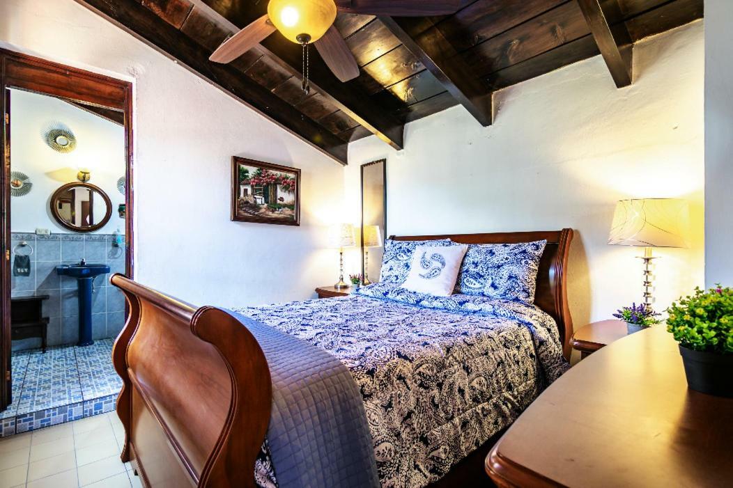 Villas Santa Ana-Ricardo Antigua Exteriér fotografie